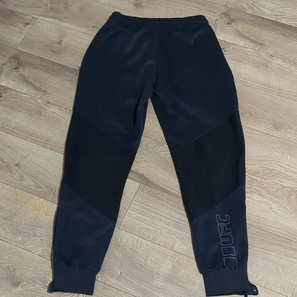 UFC VENUM AUTHENTIC FIGHT NIGHT MEN’S WALKOUT PANTS BLACK Size M NWT